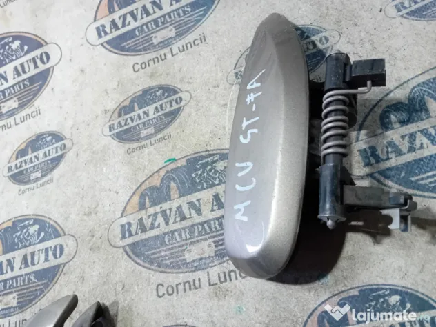 Maner exterior stanga fata Dacia Logan Mcv 2015