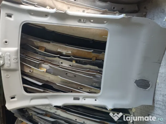 Plafon material cu panorama Nissan Qashqai 2011