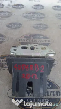 Broasca hayon Skoda Superb 2 2012