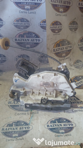 Broasca dreapta fata Volkswagen Jetta 2012