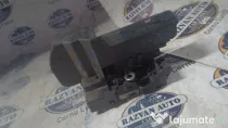 Broasca dreapta spate Dacia Duster 2013