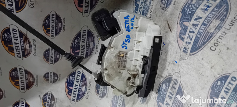 Broasca stanga spate Volkswagen Jetta 2012