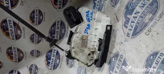 Broasca stanga spate Volkswagen Jetta 2012