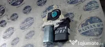 Motoras macara stanga spate Volkswagen Golf 6 2010