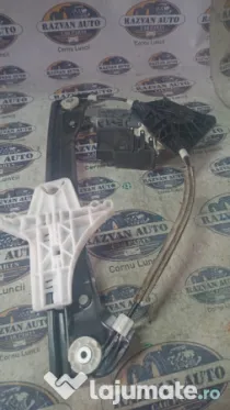 Macara geam dreapta spate Volkswagen Jetta 2012