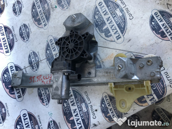 Macara geam stanga spate Renault Clio 2015