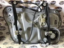 Macara geam dreapta fata Volkswagen Touran 2005