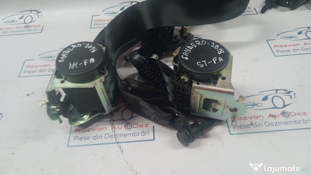 Set Centuri Fata Dacia Sandero 2018