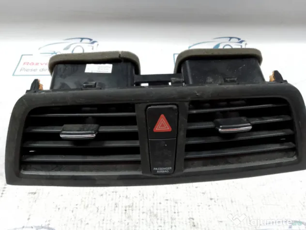 Grila ventilatie centrala Suzuki SX4 2014