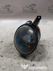 Proiector dreapta Volkswagen Tiguan 2010
