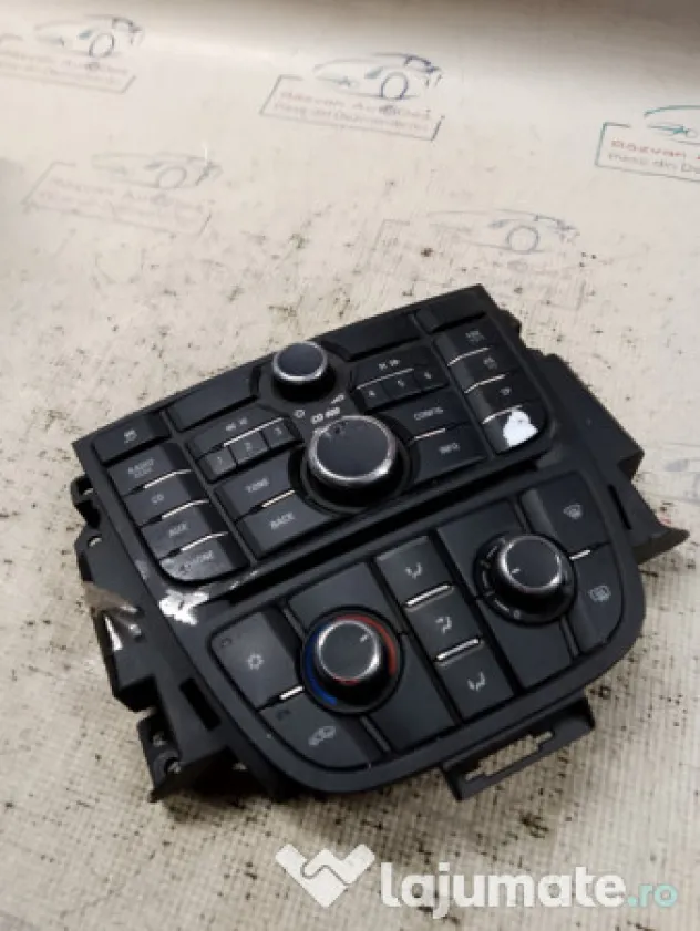 Panou butoane CD Player Opel Astra J 2009