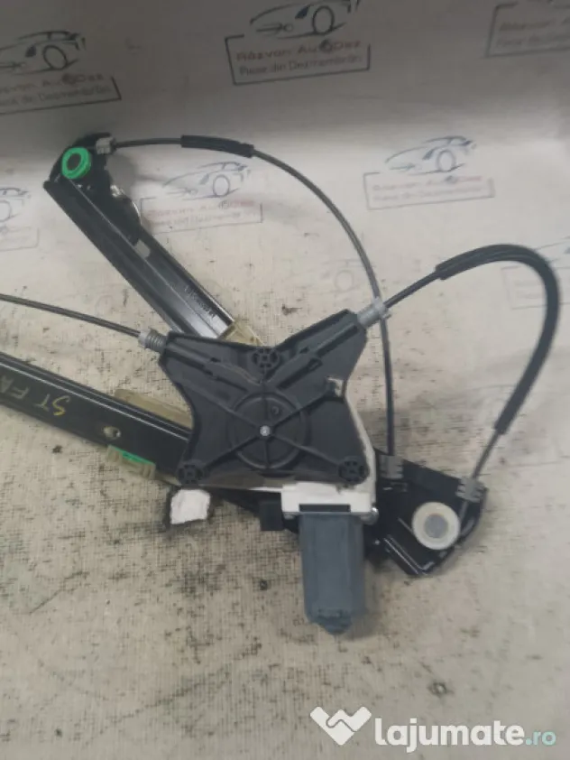 Macara geam stanga fata Volkswagen Passat B8 2015