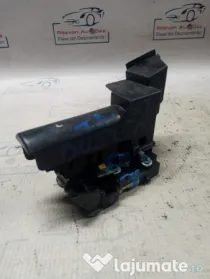 Broasca stanga fata Dacia Duster 2013