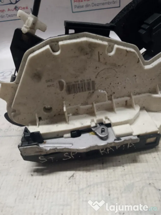 Broasca stanga spate Skoda RAPID 2013