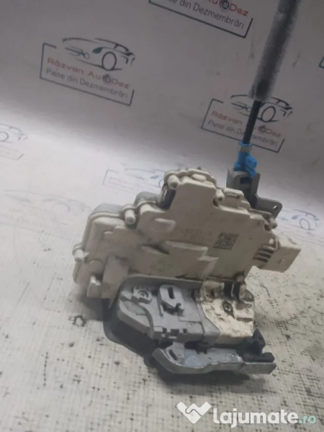 Broasca dreapta spate Audi A3 2016