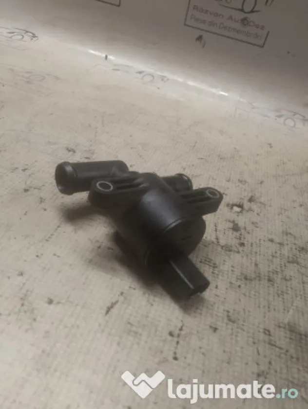 Pompa recirculare apa Audi A5 2012