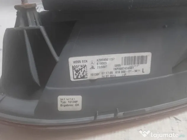 Stop stanga aripa Mercedes C Class W205 2015