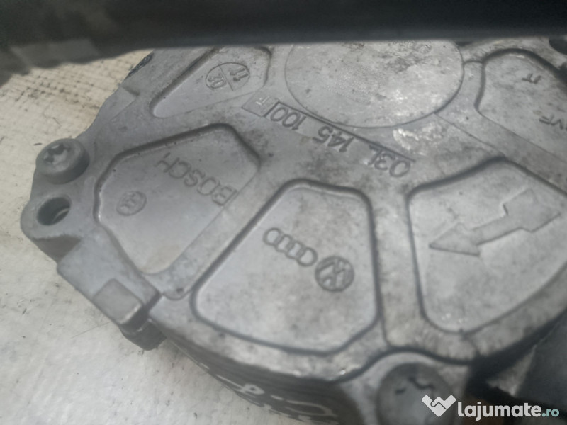 Pompa vacuum Audi A4 B8 2011