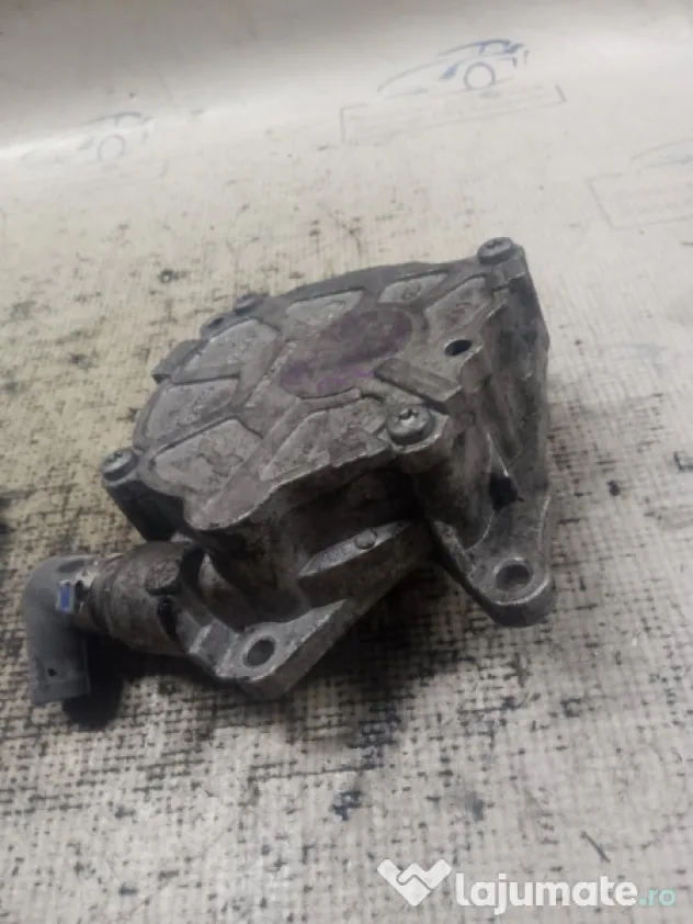 Pompa vacuum Audi A4 B8 2010