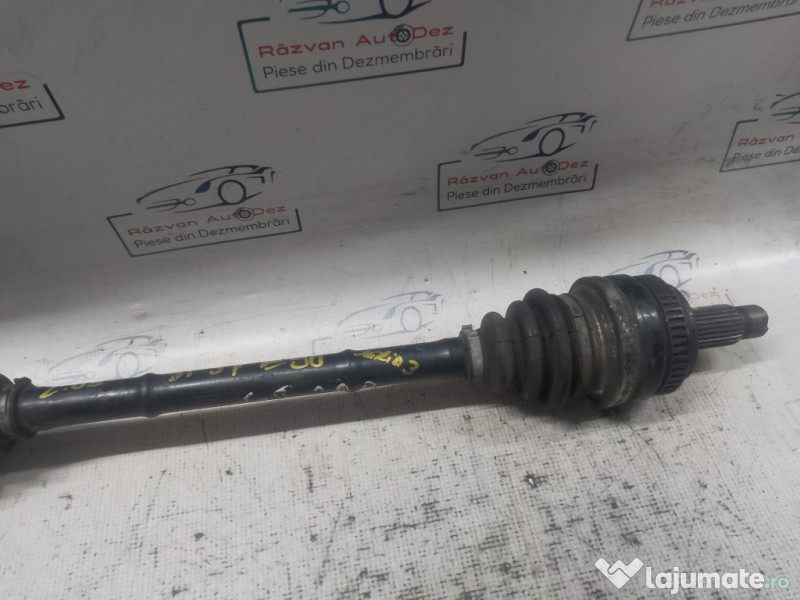 Planetara stanga spate BMW Seria 3 E90 2.0 Motorina 2010