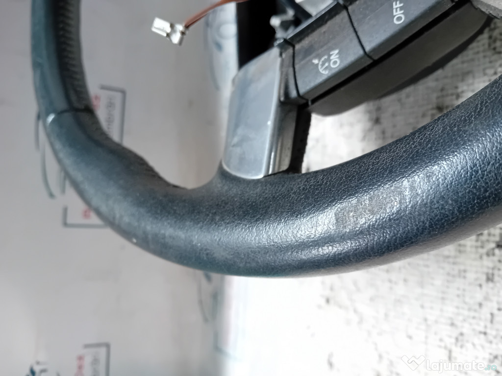 Volan cu comenzi Ford Kuga 2010