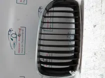 Grila centrala dreapta BMW Seria 1 118 2008