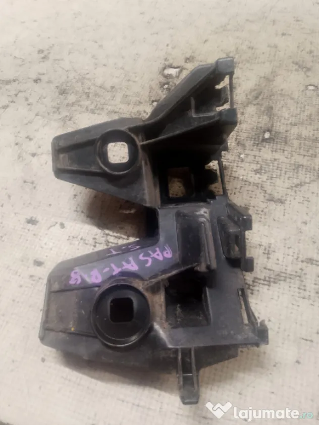Suport stanga bara spate Volkswagen Passat B8 2015