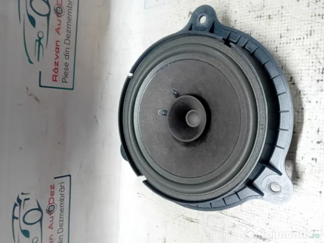 Boxa dreapta fata Nissan Qashqai 2012