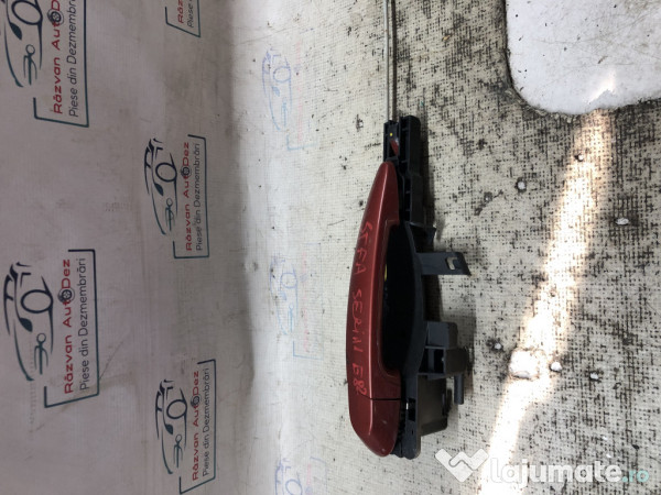 Maner exterior stanga fata BMW Seria 1 E82 2012