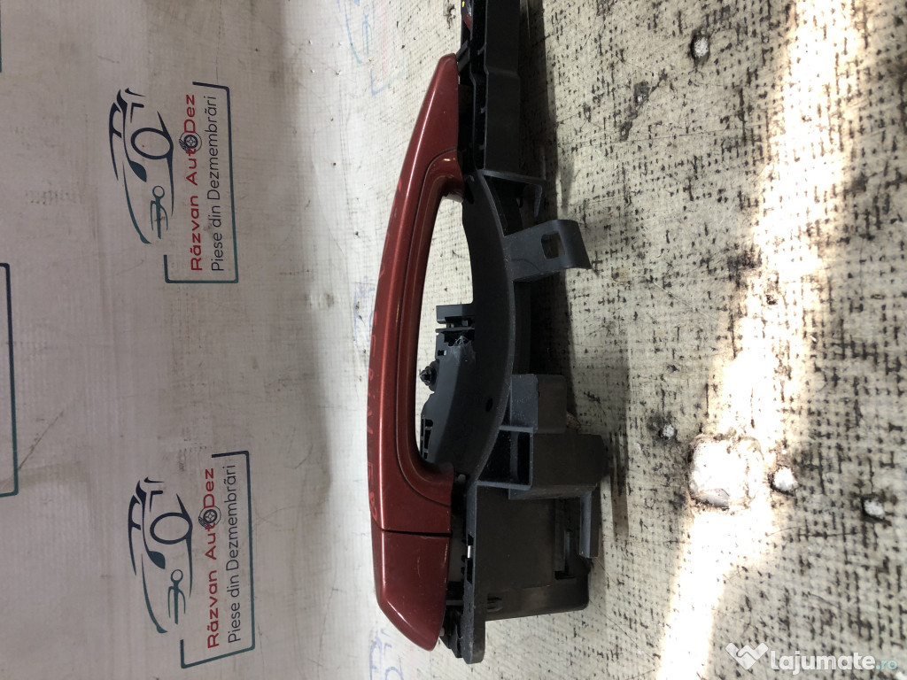 Maner exterior stanga fata BMW Seria 1 E82 2012