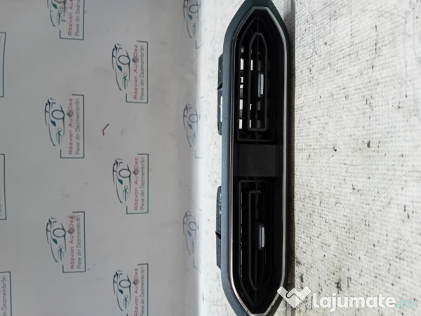 Grila ventilatie centrala Dacia Sandero 3 2022