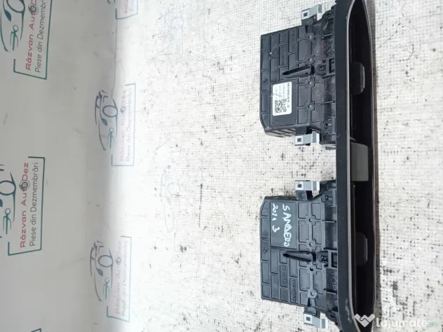 Grila ventilatie centrala Dacia Sandero 3 2022