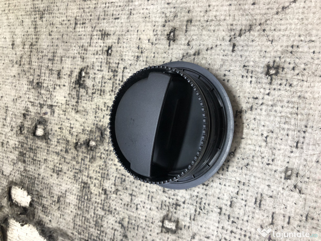 Grila ventilatie Dacia Sandero 2 1.0 Benzina 2015
