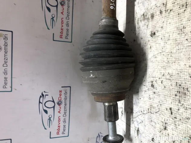 Planetara stanga fata Volkswagen Passat B8 1.6 Motorina 2016