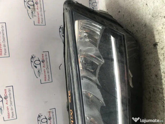 Far stanga cu led Skoda Octavia 4 2020