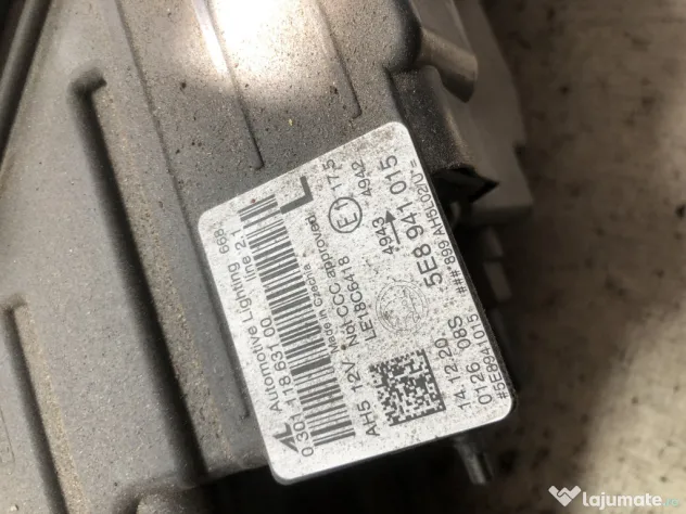Far stanga cu led Skoda Octavia 4 2020