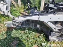 Lonjeron stanga Mercedes C-Class W204 - Motorina 2012