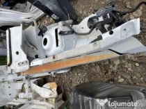 Lonjeron dreapta Dacia Duster - Motorina 2013