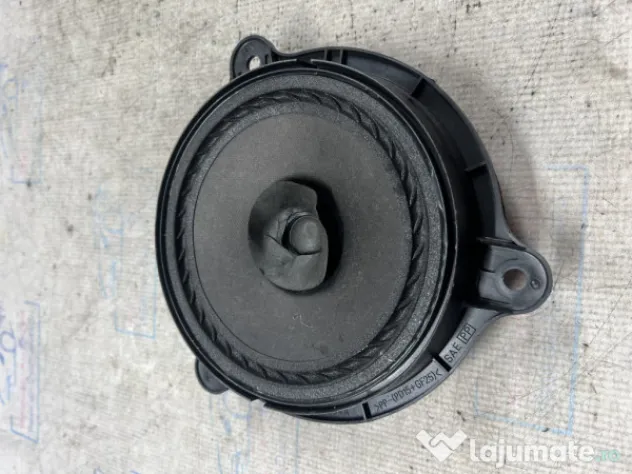 Boxa dreapta spate Nissan Juke 2011