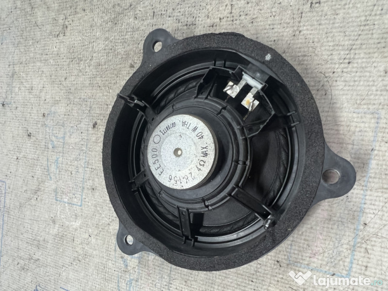 Boxa dreapta spate Nissan Juke 2011