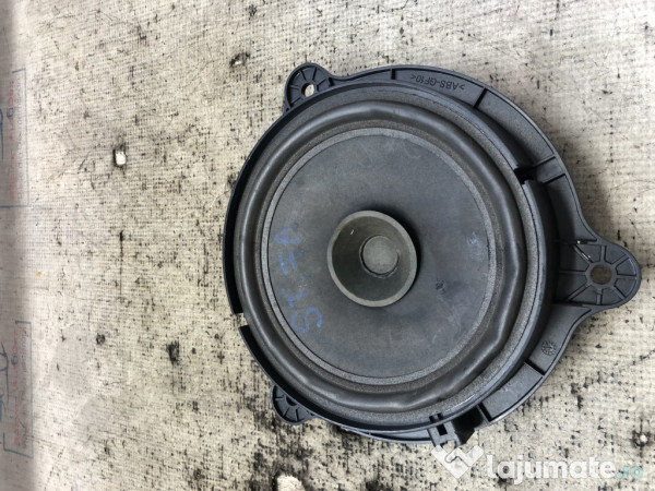Boxa stanga fata Nissan Qashqai 2012