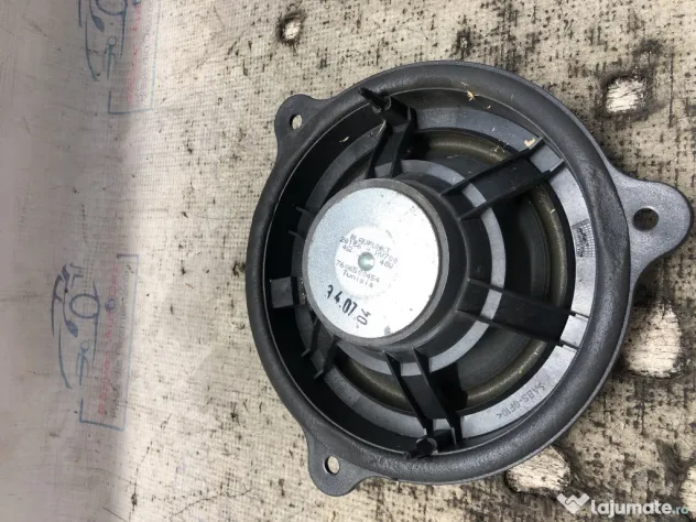 Boxa stanga fata Nissan Qashqai 2012