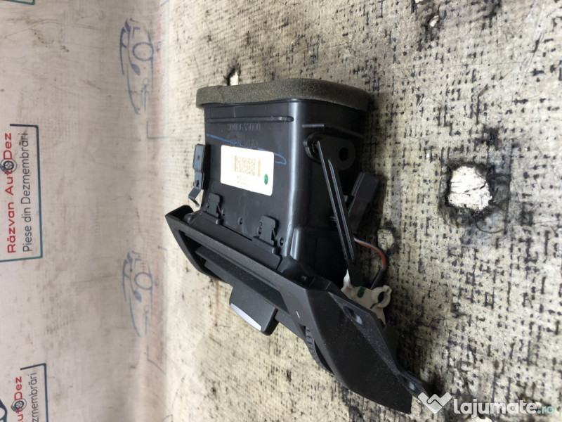 Grila ventilatie dreapta BMW X3 F25 2015
