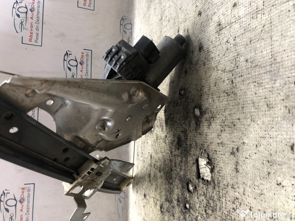 Macara geam stanga spate Audi A6 C5 2009