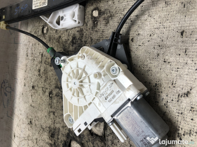 Macara geam stanga spate Audi A1 2012