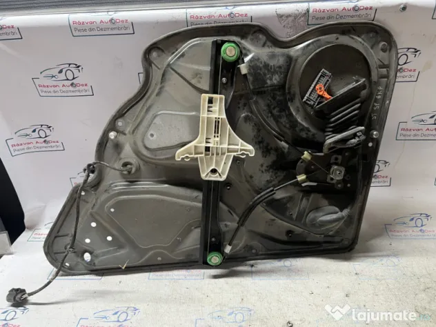 Macara geam stanga spate Volkswagen Passat B6 2006