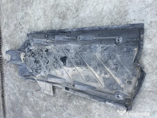 Scut lateral dreapta Volkswagen Polo 2.0 Motorina 2012