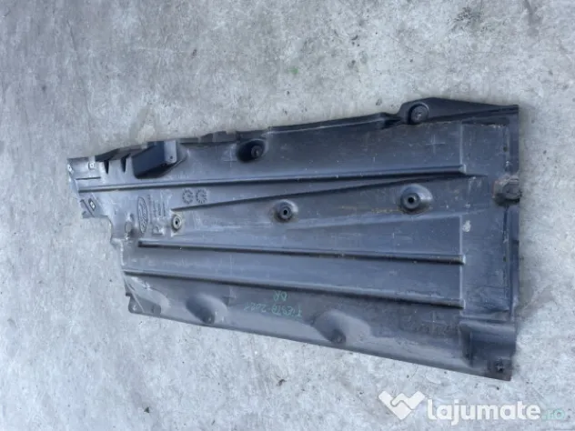 Scut lateral dreapta Ford Fiesta Hatchback 1.0 Benzina 2021