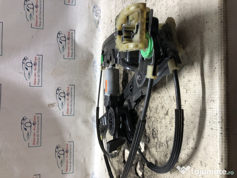 Macara geam stanga fata Ford Granada 2017