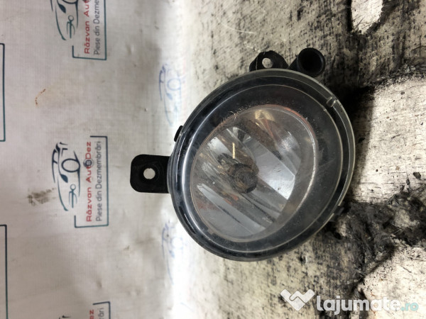 Proiector dreapta BMW Seria 2 Cabrio F23 2.0 Benzina 2015